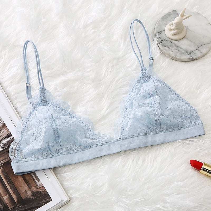 Sexy Lace Front Hook Triangle Wirefree Bralette