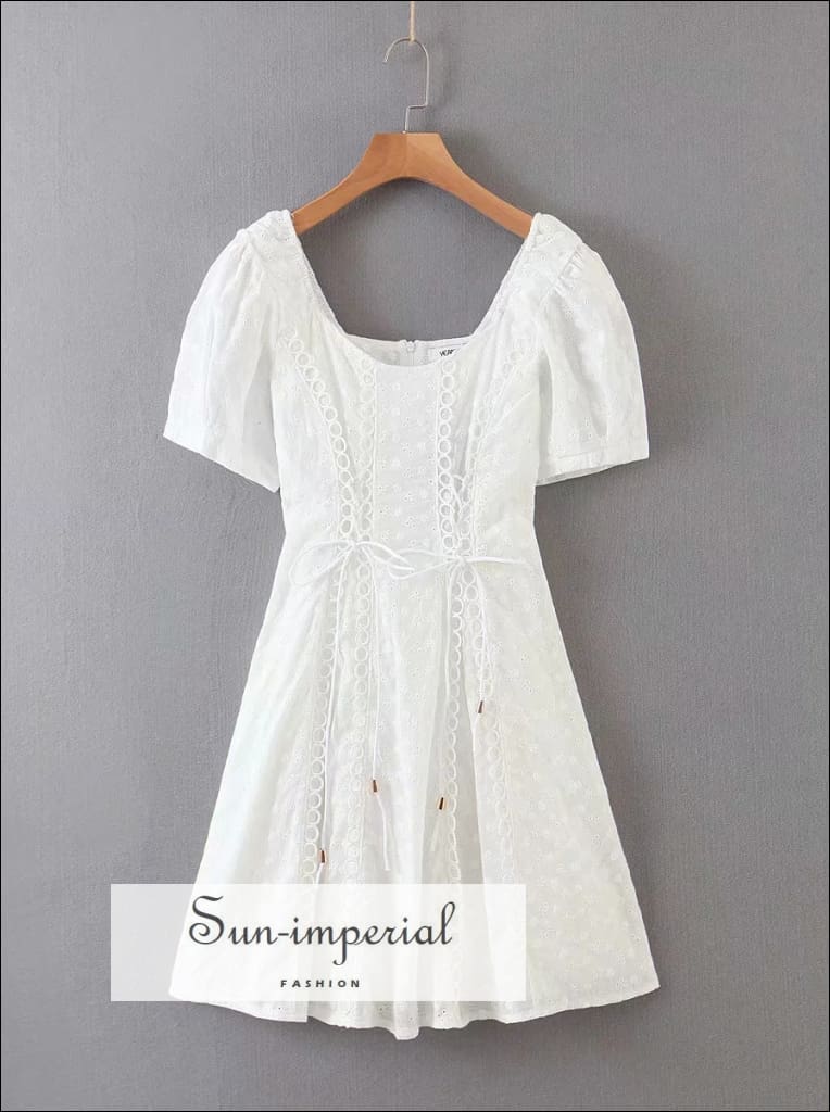 Sun-imperial - White lace embroidery short puff sleave mini dress with lace up detail White / M