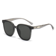 c3a7aa9f-6c41-4933-b031-5e5c98b4ed02-Max