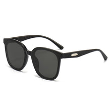 e8b77784-5d84-4213-90a7-cbc7b5468e65-Max