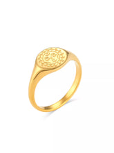 18K Gold-Plated Sun Motif Signet Ring - Sun Imperial product photo 10
