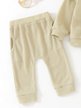 Kids' Letter Graphic Ruffle-Trim Top and Pants Set - Sun Imperial product photo 6
