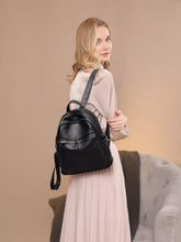 Minimalist Chic PU Leather Casual Backpack Bag - Sun Imperial product photo 3