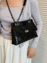 Quilted Chain-Strap Shoulder Bag - Sun Imperial product photo 4
