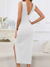 Sleeveless Deep V-Neck Ruched High Slit Bodycon Dress - Sun Imperial product photo 6