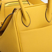 Textured PU Leather Handbag - Sun Imperial product photo 8