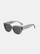 Women's Cat Eye Polycarbonate Frame Sunglasses - Sun Imperial product photo 4