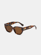 Women's Cat Eye Polycarbonate Frame Sunglasses - Sun Imperial product photo 6