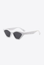 Women's Cat Eye Polycarbonate Sunglasses - Sun Imperial product photo 6