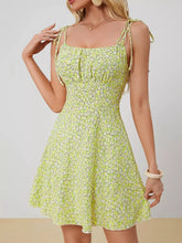 Women's Floral Print Tie Strap Mini Dress - Sun Imperial product photo 17