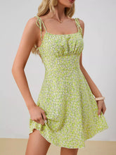 Women's Floral Print Tie Strap Mini Dress - Sun Imperial product photo 19