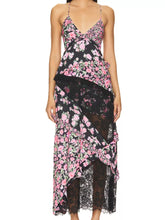 Women's Lace Detail Ruffled Floral V-Neck Maxi Dress - Sun Imperial product photo 12