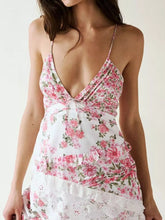 Women's Lace Detail Ruffled Floral V-Neck Maxi Dress - Sun Imperial product photo 13