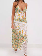 Women's Lace Detail Ruffled Floral V-Neck Maxi Dress - Sun Imperial (photo 3)