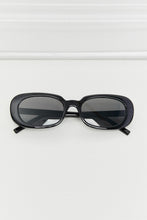 Women's Oval Full Rim Sunglasses - Sun Imperial product photo 17