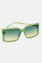 Women's Polycarbonate Frame Square Sunglasses - Sun Imperial product photo 8