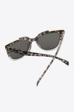 Women's Tortoiseshell Polycarbonate Frame Full Rim Sunglasses - Sun Imperial product photo 4
