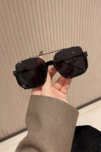 Women's UV Protection Square Sunglasses - Sun Imperial (photo 3)