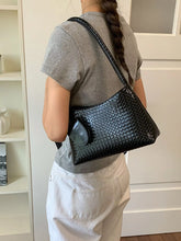 Woven-Texture Shoulder Bag - Sun Imperial product photo 4