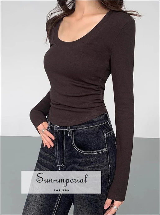 Women’s Loong Sleeve Spoon Neck Ruched Sides Fitted Rib t Shirt Cropped Top With Curve Hem Sun-Imperial United States