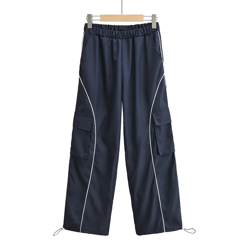 Women Relaxed Front Pocket Cargo Trousers With Striped Detail