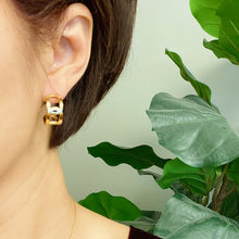Gold linked hoop earrings - Sun Imperial (photo 4)