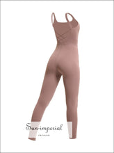 Sleeveless yoga jumpsuit with open back - Sun Imperial (photo 4)