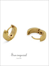 Plain and rounded huggie hoop earrings - Sun Imperial (photo 11)