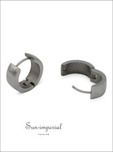Plain and rounded huggie hoop earrings - Sun Imperial (photo 7)